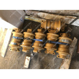 Каток опорный UF173E0E DOOSAN DX225LCA K1037713